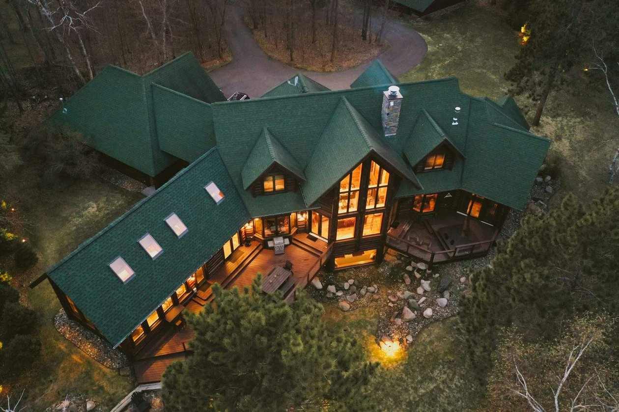 Cabin Home – Tennessee